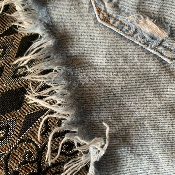 Agolde Parker High Waisted Frayed Jean Short - Picture 12 of 12